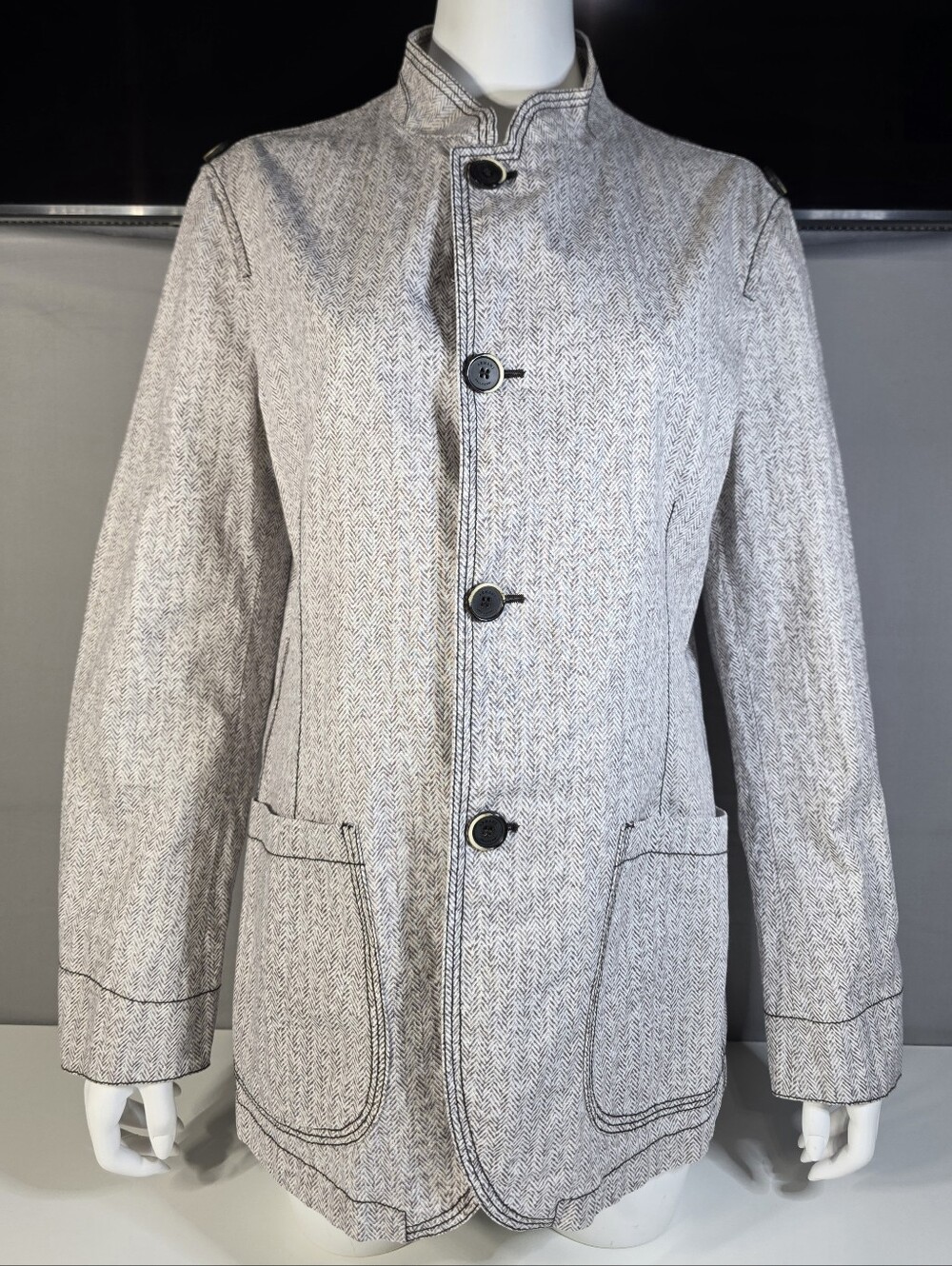 Armani Collezioni herringbone patterned utility jacket Size EU 40